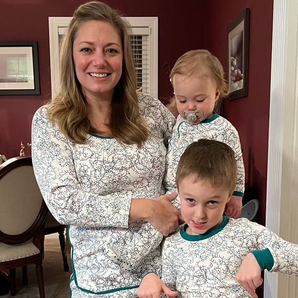 Polished & Pretty, Please! - Picture 9 of 9